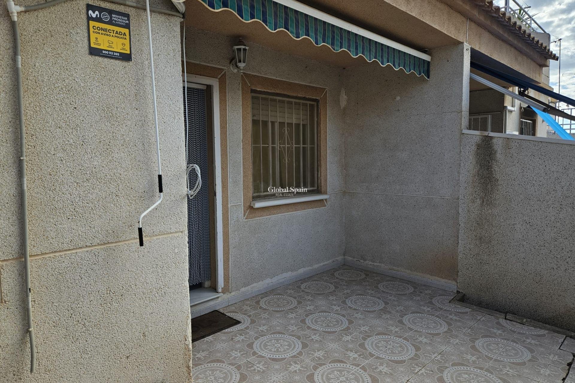 Wederverkoop - HUIS -
TORREVIEJA - LOS BALCONES - LOS ALTOS