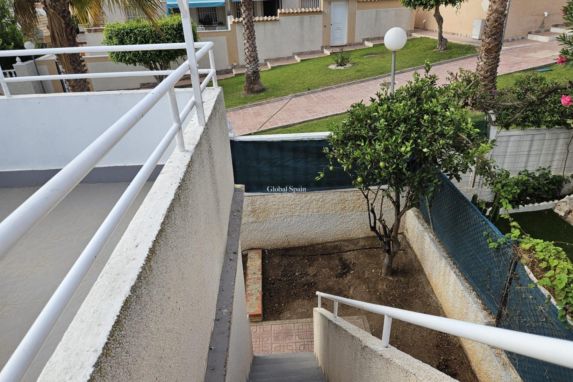 Wederverkoop - HUIS -
TORREVIEJA - LOS BALCONES - LOS ALTOS