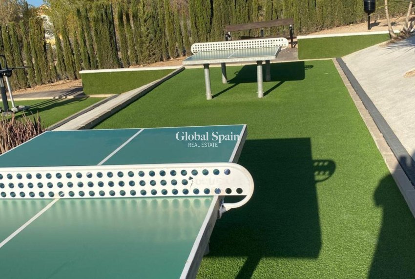 Wederverkoop - HUIS -
TORREVIEJA - LOS BALCONES - LOS ALTOS