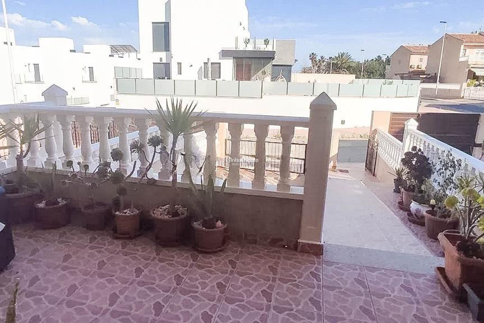 Wederverkoop - HUIS -
TORREVIEJA - LOS BALCONES - LOS ALTOS