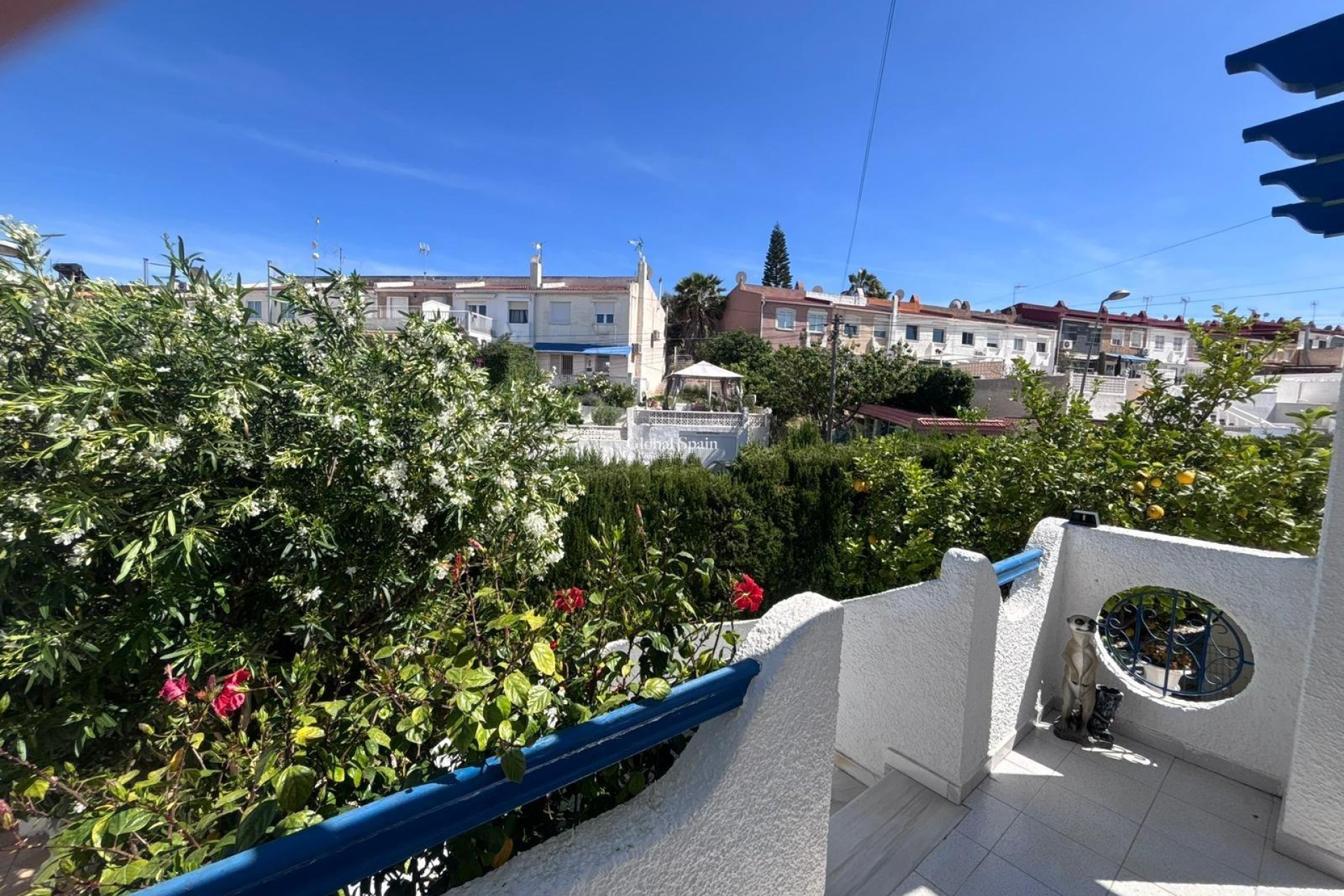 Wederverkoop - HUIS -
TORREVIEJA - LOS BALCONES - LOS ALTOS