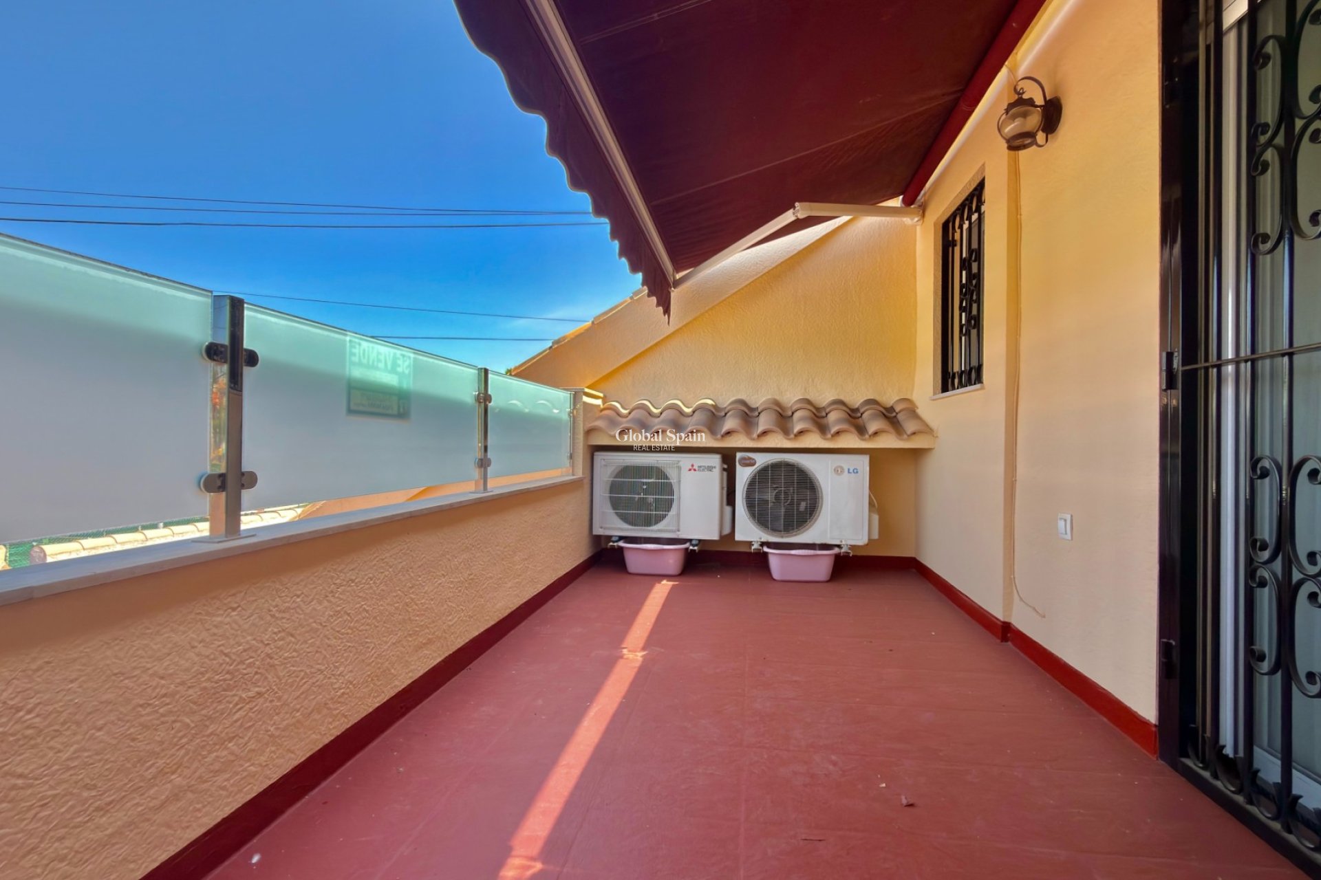 Wederverkoop - HUIS -
TORREVIEJA - LOS BALCONES - LOS ALTOS