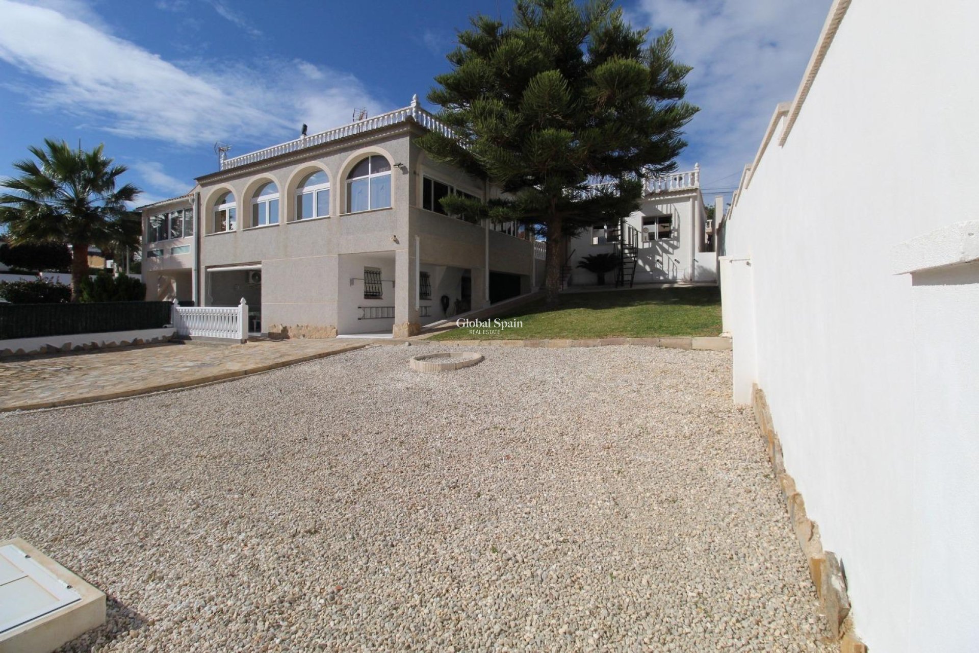 Wederverkoop - HUIS -
TORREVIEJA - LOS BALCONES - LOS ALTOS