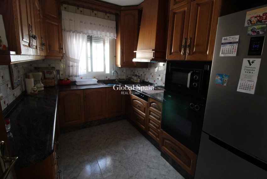Wederverkoop - HUIS -
TORREVIEJA - LOS BALCONES - LOS ALTOS