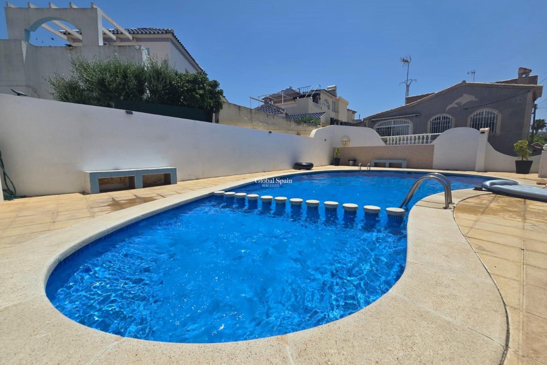 Wederverkoop - HUIS -
TORREVIEJA - LOS BALCONES - LOS ALTOS