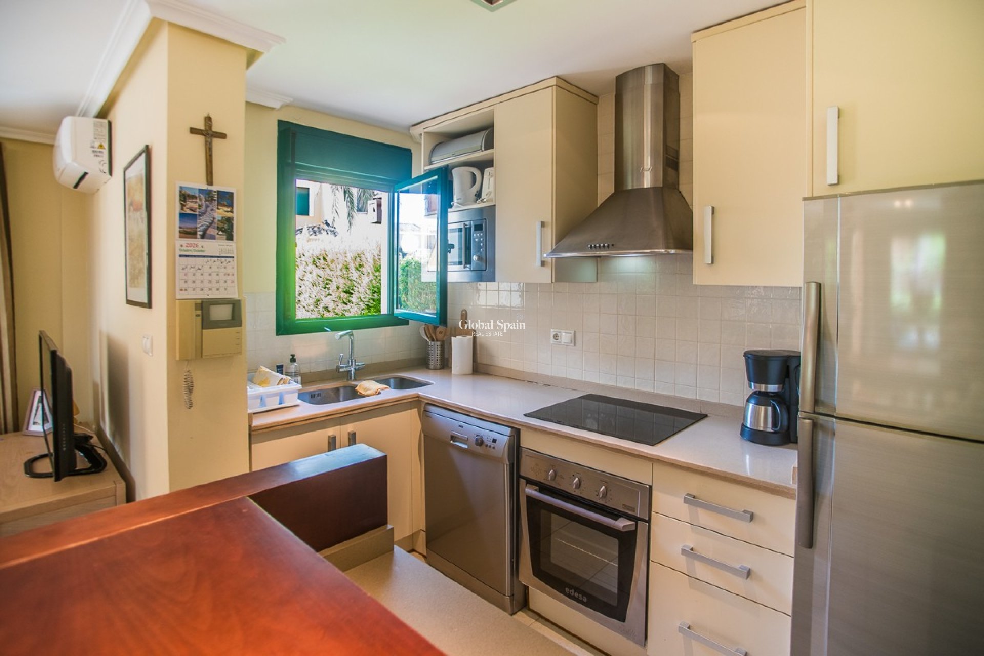 Wederverkoop - HUIS -
TORREVIEJA - LOS BALCONES - LOS ALTOS