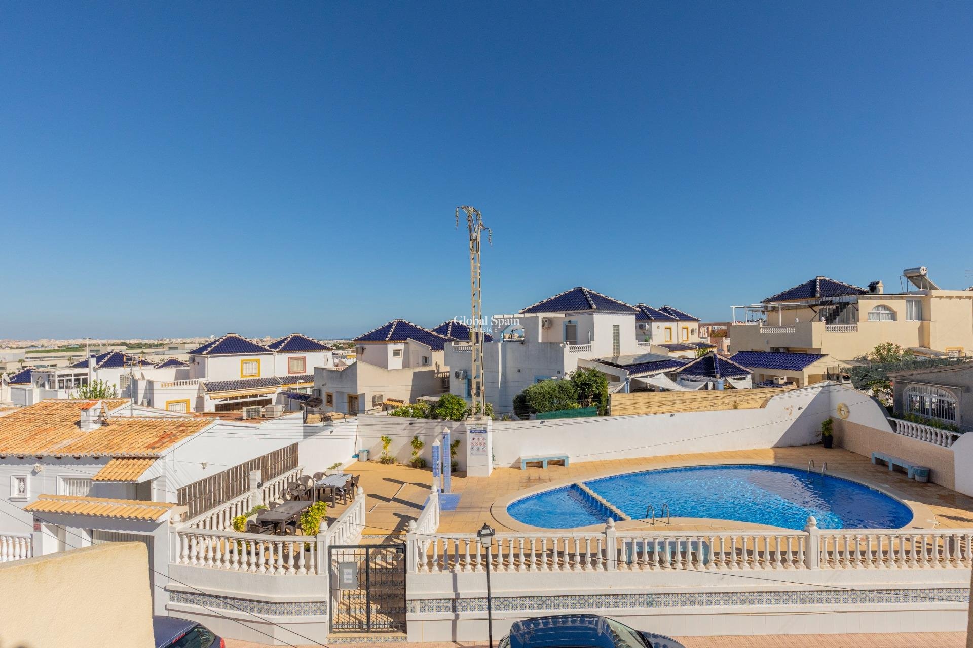Wederverkoop - HUIS -
TORREVIEJA - LOS BALCONES - LOS ALTOS