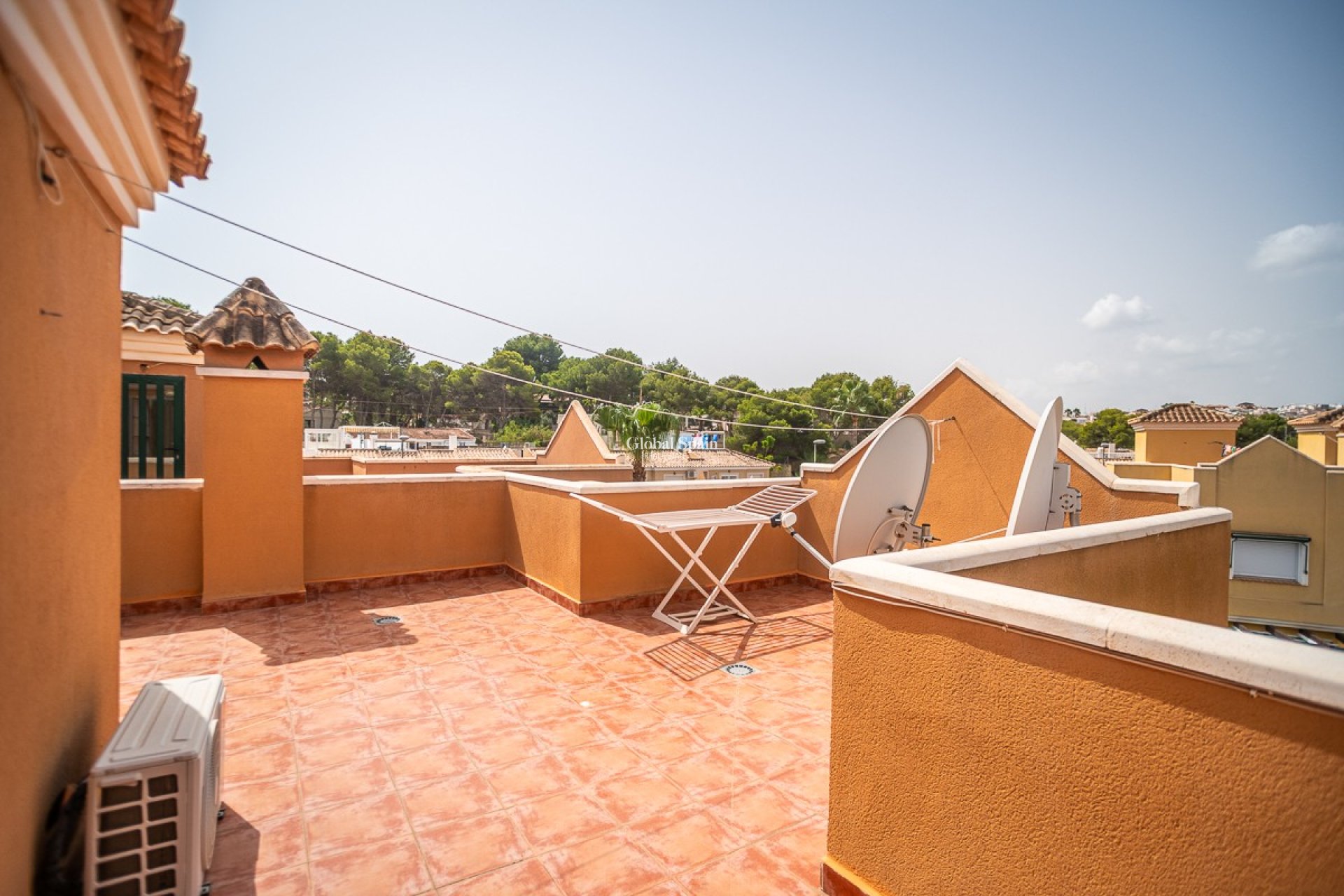 Wederverkoop - Huis -
TORREVIEJA - LOS BALCONES - LOS ALTOS