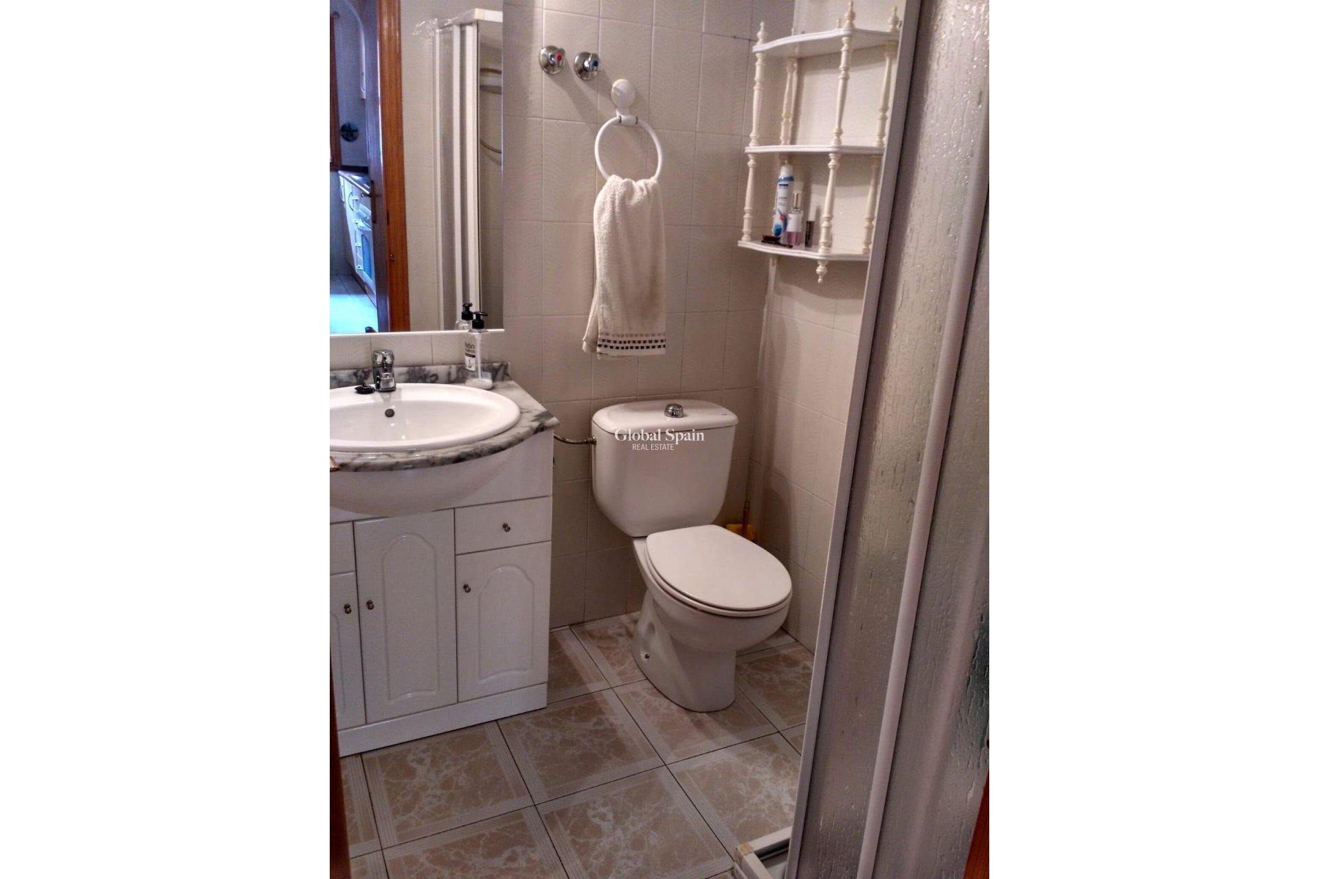 Wederverkoop - HUIS -
TORREVIEJA - Los Europeos