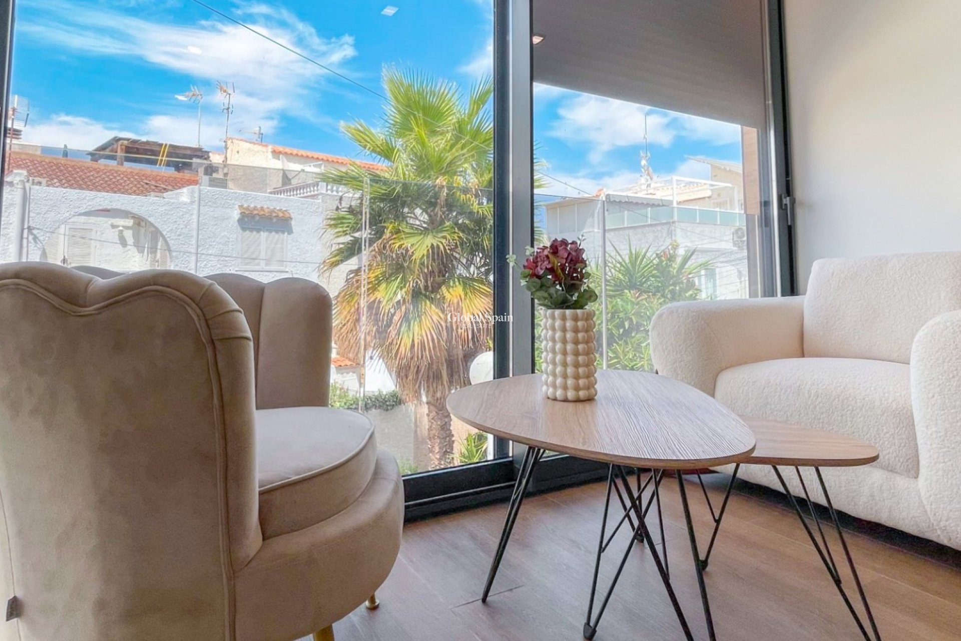 Wederverkoop - HUIS -
TORREVIEJA - Nueva Torrevieja - Aguas Nuevas