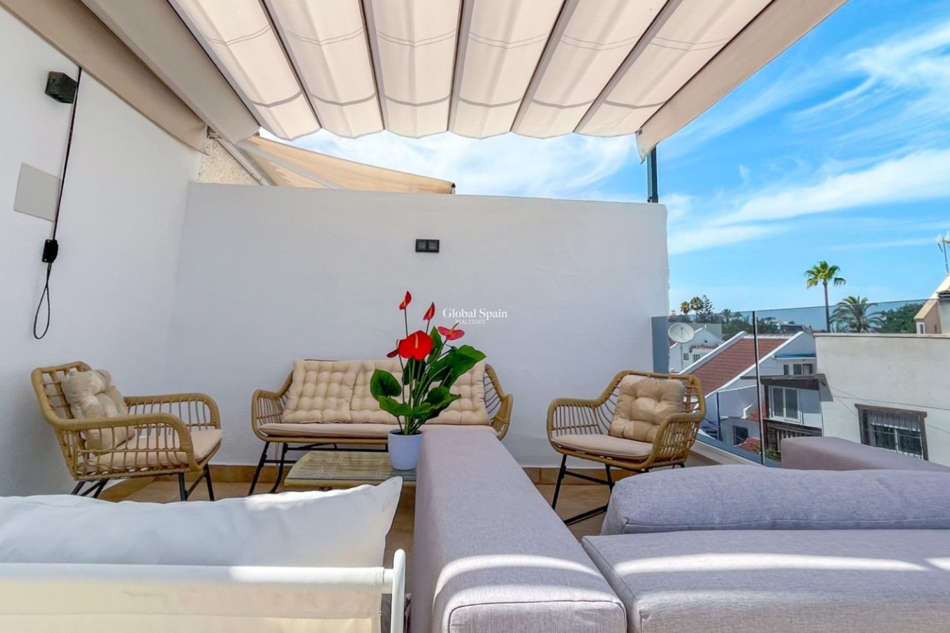 Wederverkoop - HUIS -
TORREVIEJA - Nueva Torrevieja - Aguas Nuevas