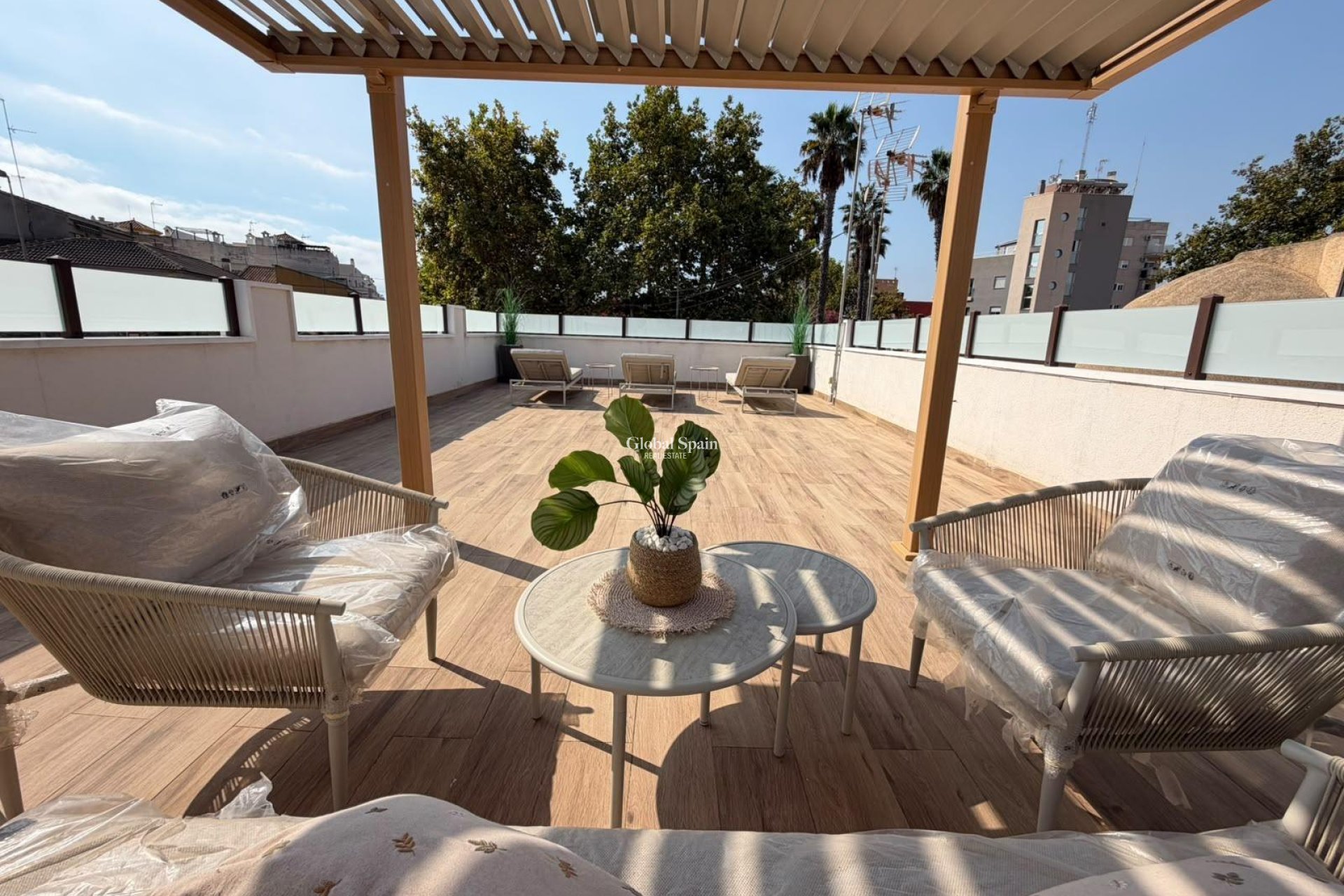 Wederverkoop - HUIS -
TORREVIEJA - Nueva Torrevieja