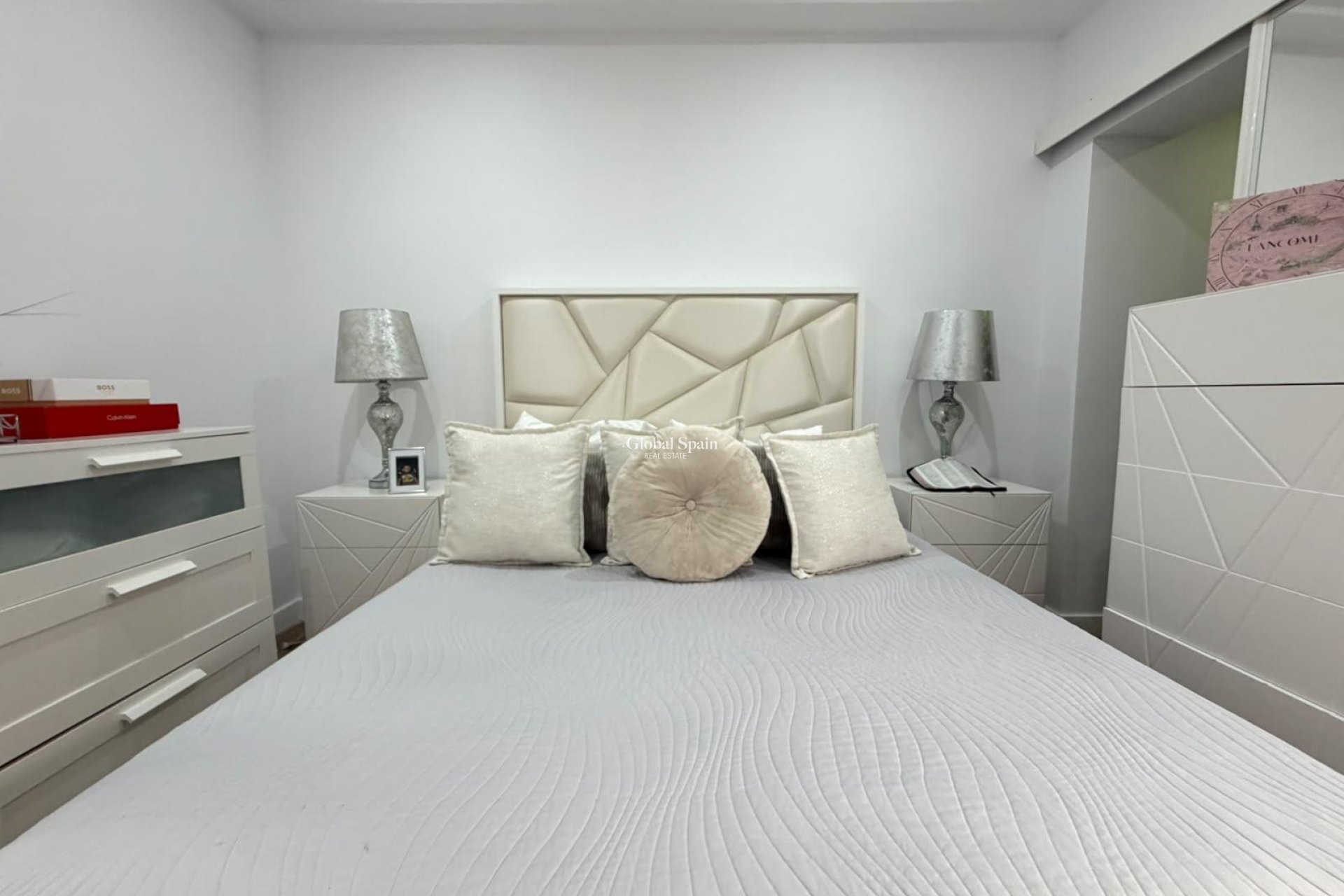 Wederverkoop - HUIS -
TORREVIEJA - Nueva Torrevieja