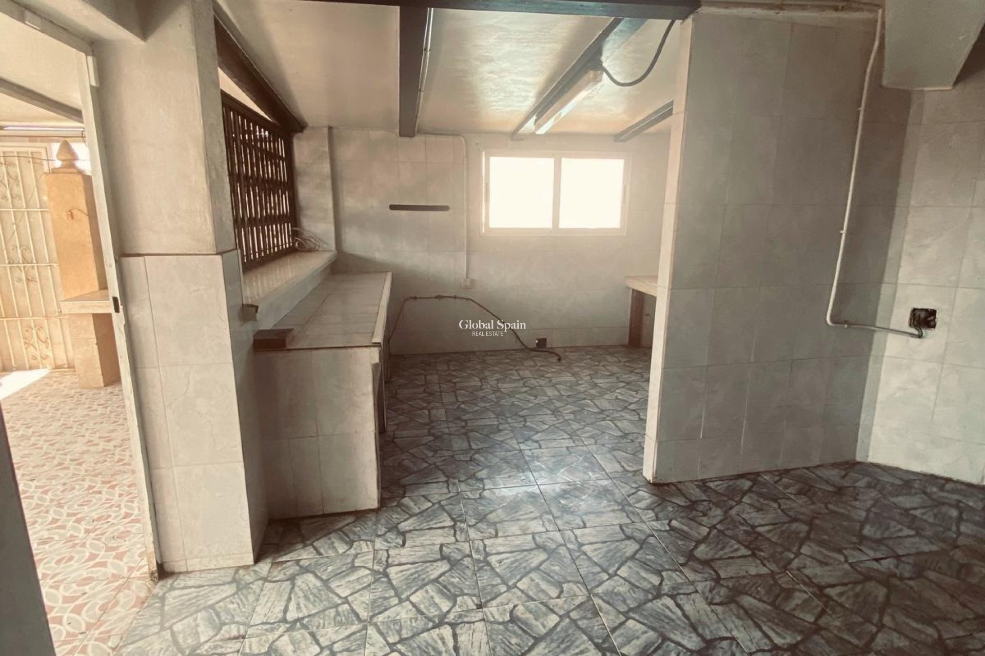 Wederverkoop - HUIS -
TORREVIEJA - Parque Acuático - Sector 25