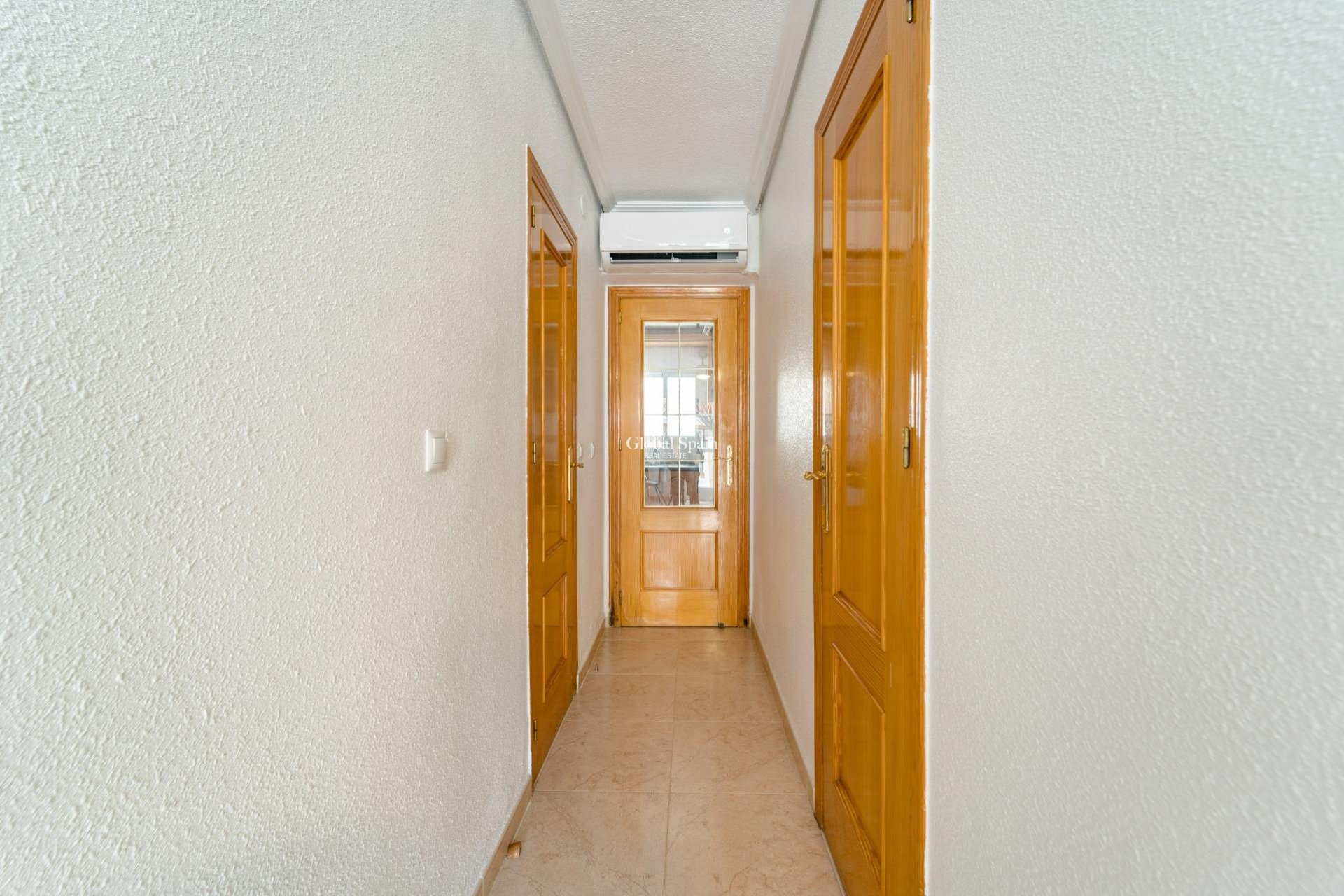 Wederverkoop - HUIS -
TORREVIEJA - Playa De Los Náufragos