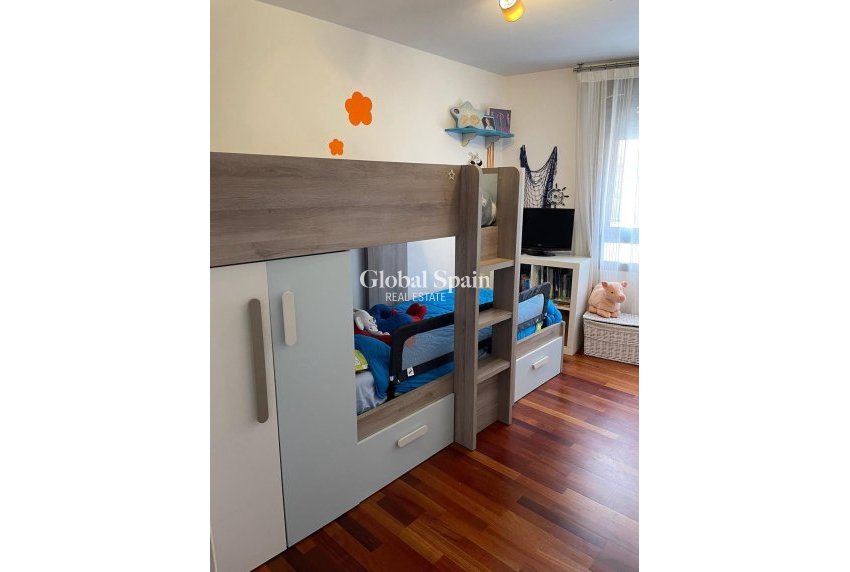 Wederverkoop - HUIS -
TORREVIEJA - Playa del Cura