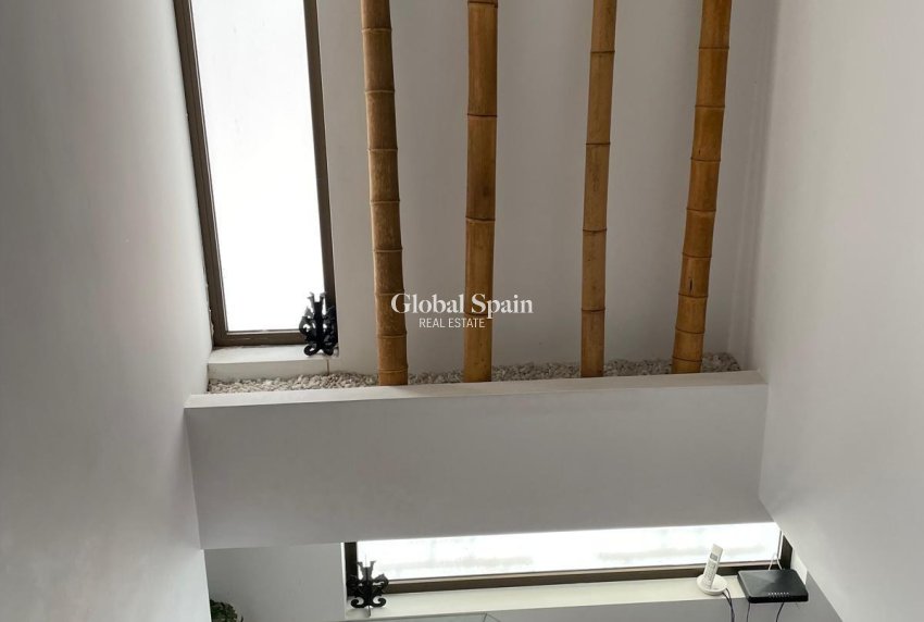 Wederverkoop - HUIS -
TORREVIEJA - Playa del Cura