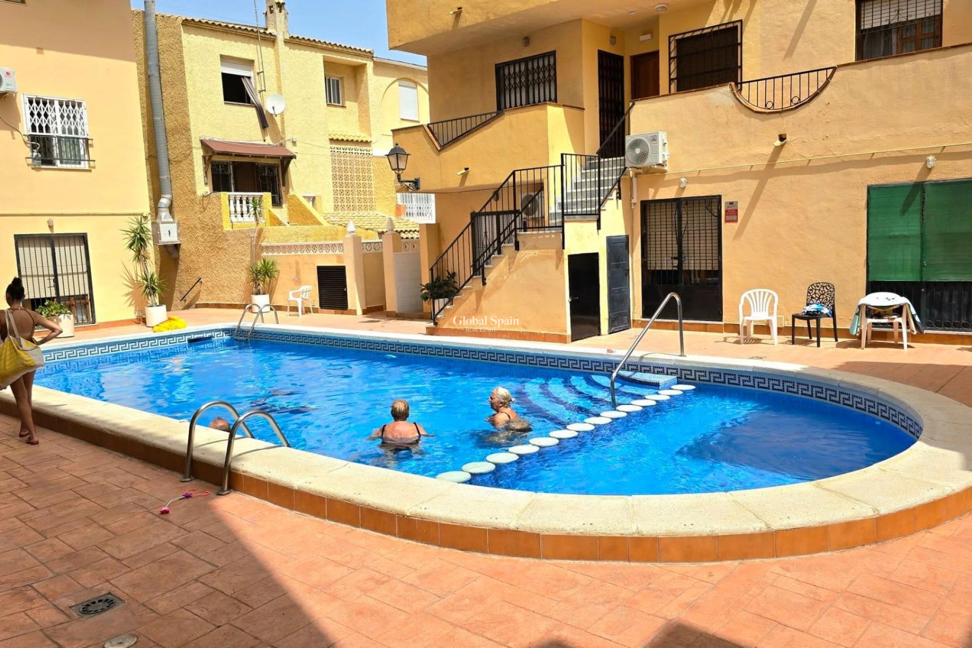 Wederverkoop - HUIS -
TORREVIEJA - Playa del Cura
