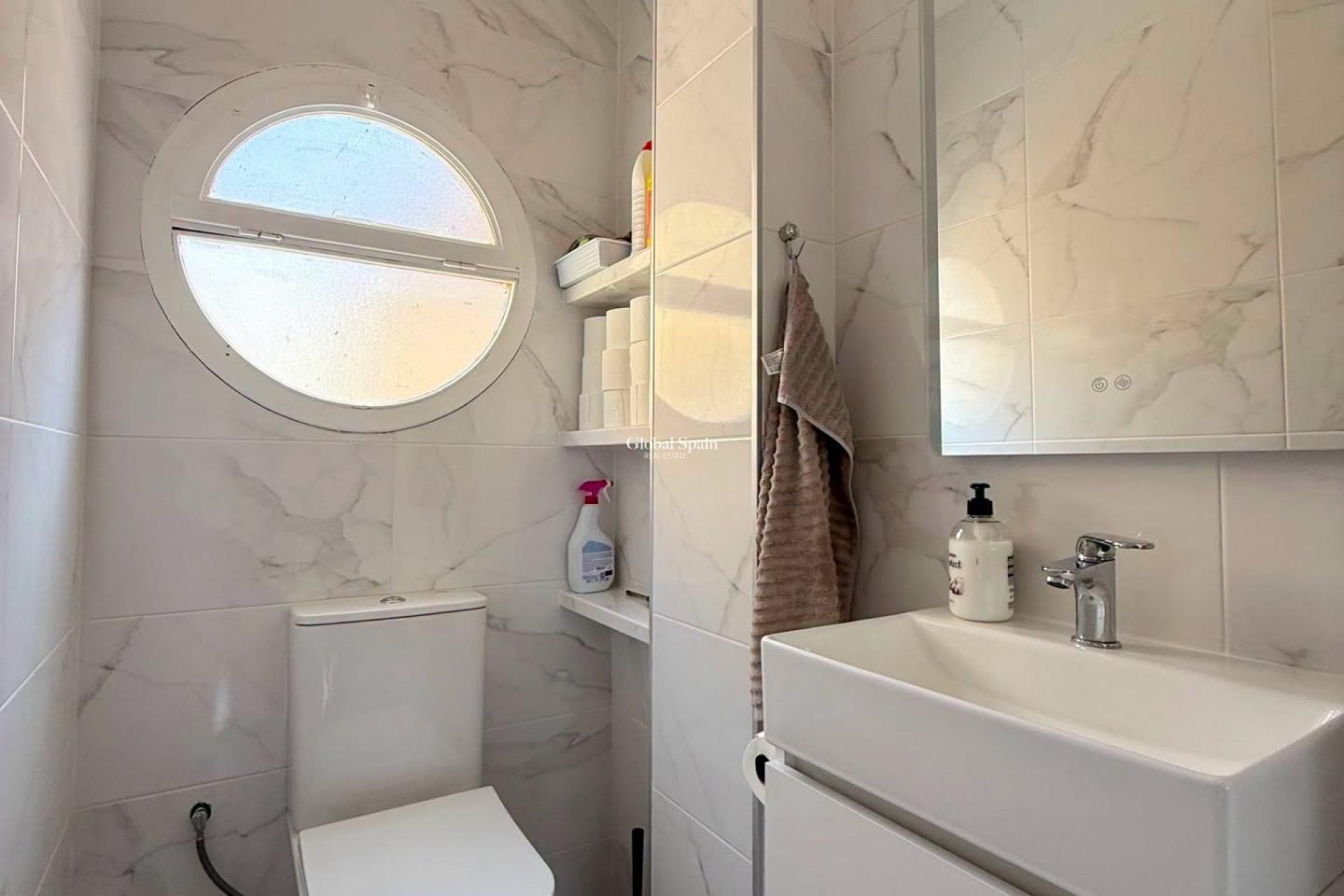 Wederverkoop - HUIS -
TORREVIEJA - Playa del Cura