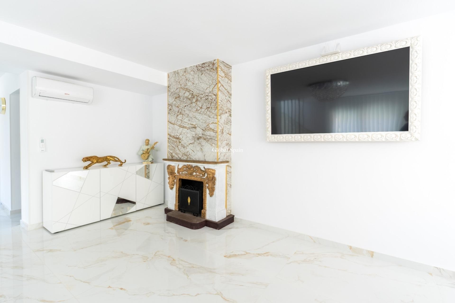 Wederverkoop - HUIS -
TORREVIEJA - Punta Prima