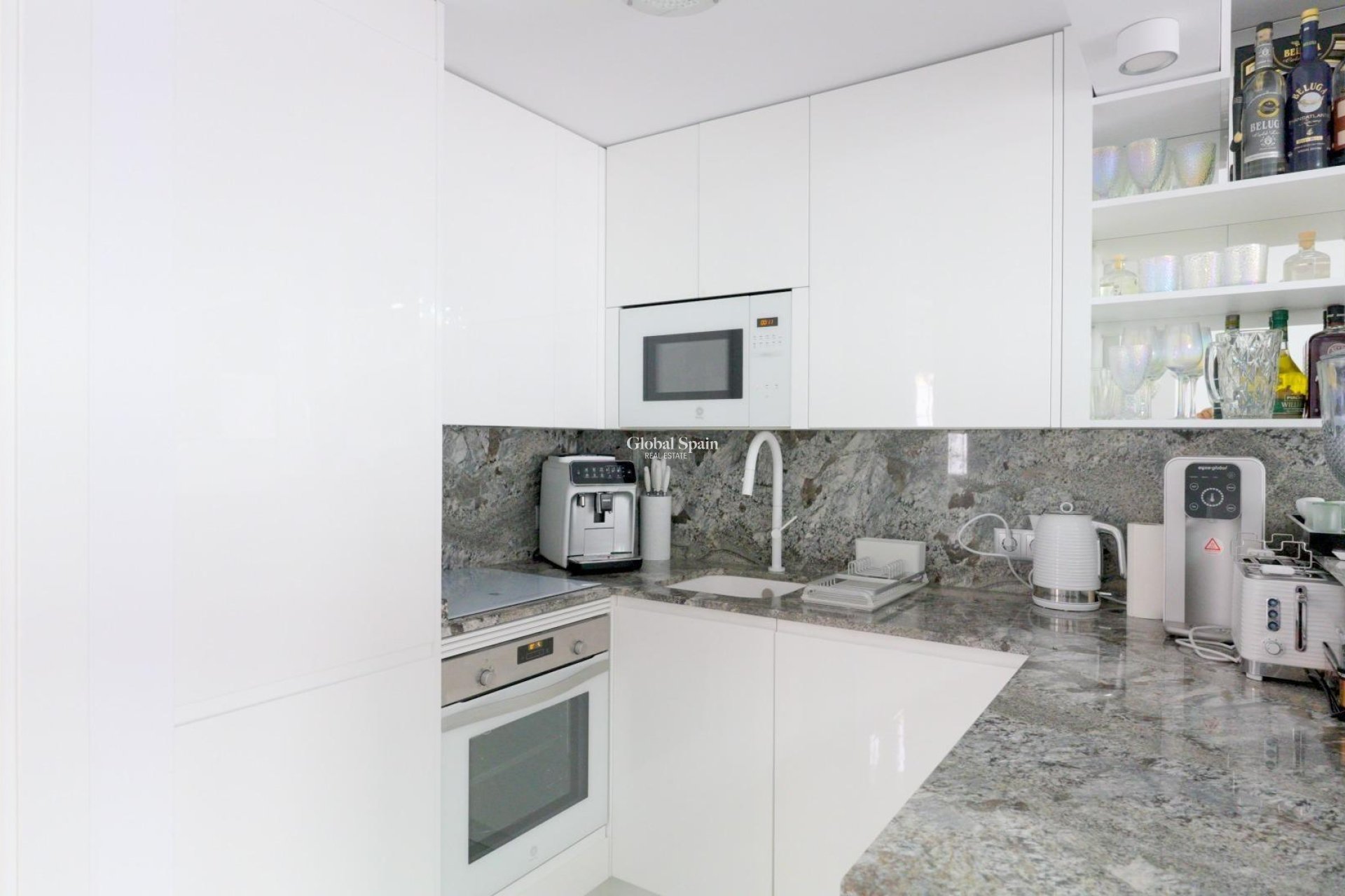 Wederverkoop - HUIS -
TORREVIEJA - Punta Prima