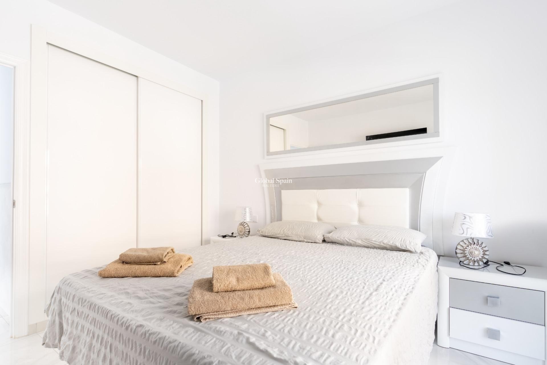 Wederverkoop - HUIS -
TORREVIEJA - Punta Prima
