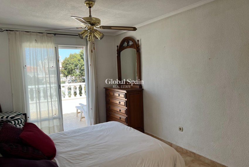 Wederverkoop - HUIS -
TORREVIEJA - San Luis