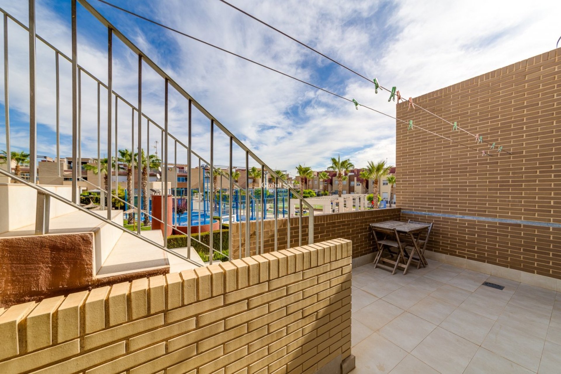 Wederverkoop - HUIS -
TORREVIEJA - Sector 25