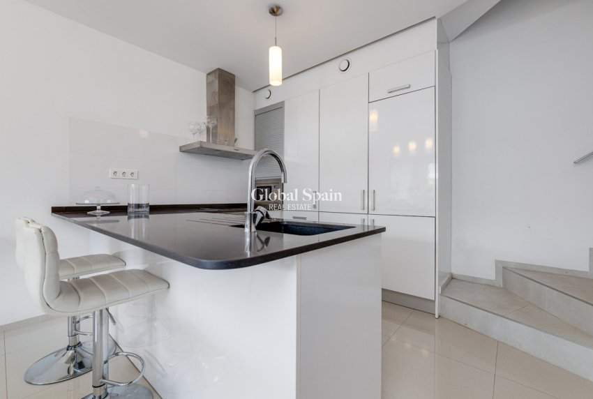 Wederverkoop - HUIS -
TORREVIEJA - Sector 25