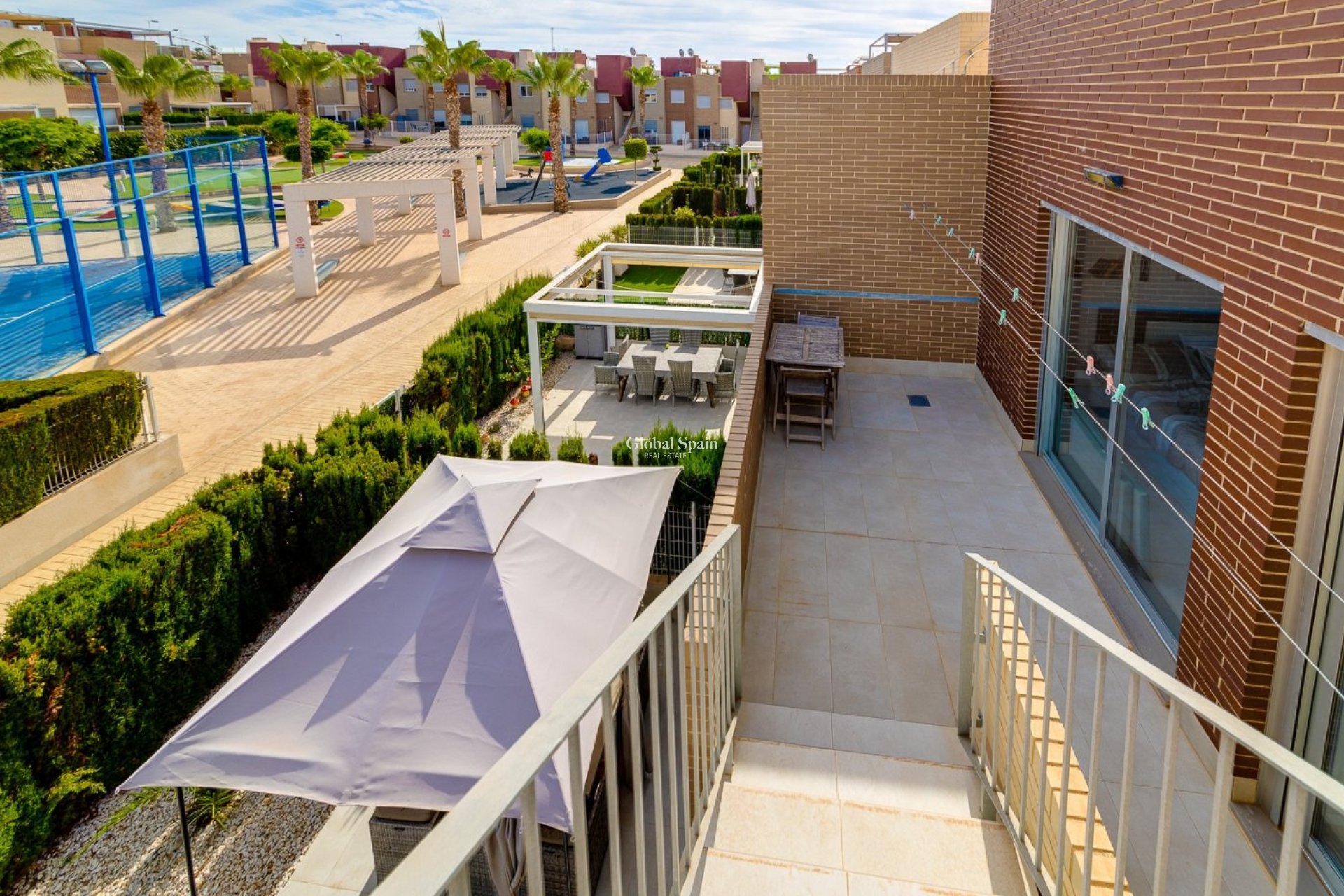 Wederverkoop - HUIS -
TORREVIEJA - Sector 25