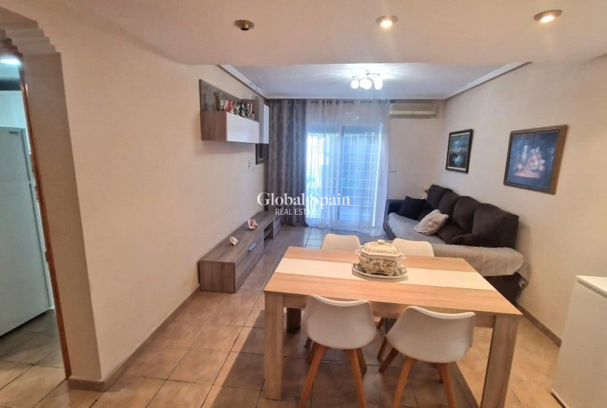 Wederverkoop - HUIS -
TORREVIEJA - Torreblanca