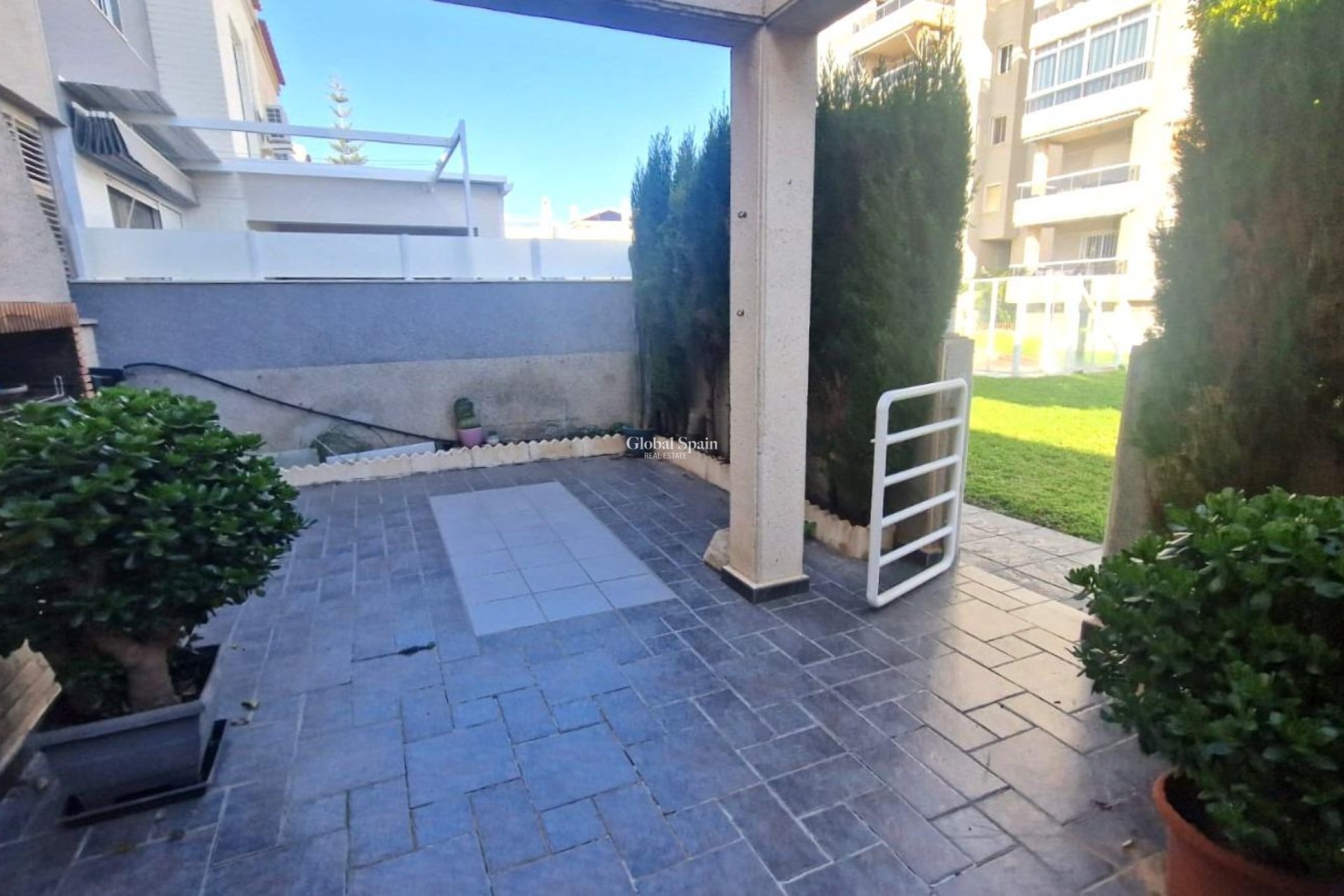 Wederverkoop - HUIS -
TORREVIEJA - Torreblanca