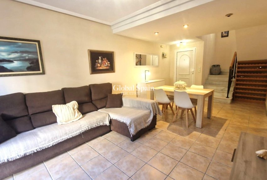 Wederverkoop - HUIS -
TORREVIEJA - Torreblanca