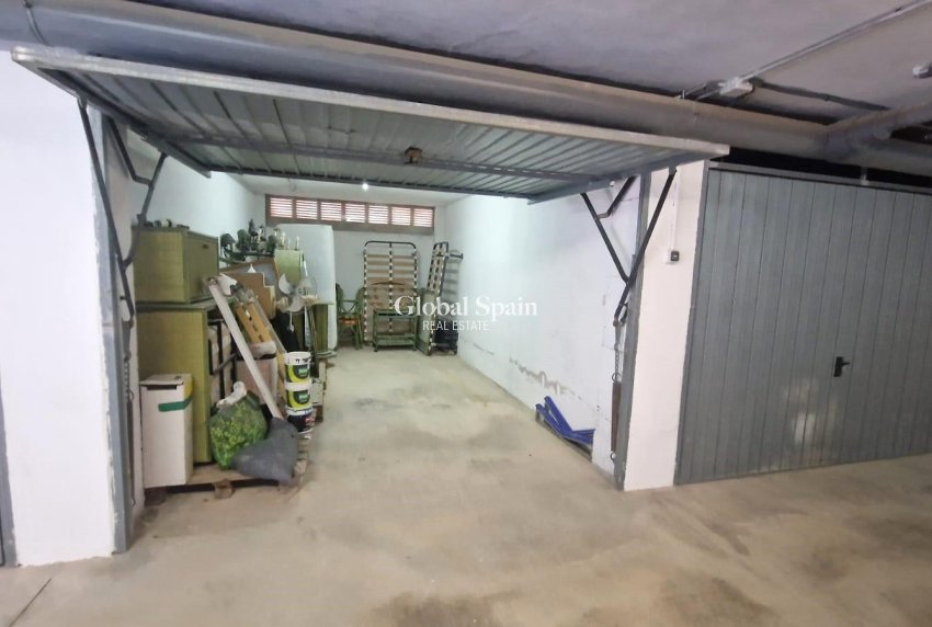 Wederverkoop - HUIS -
TORREVIEJA - Torreblanca