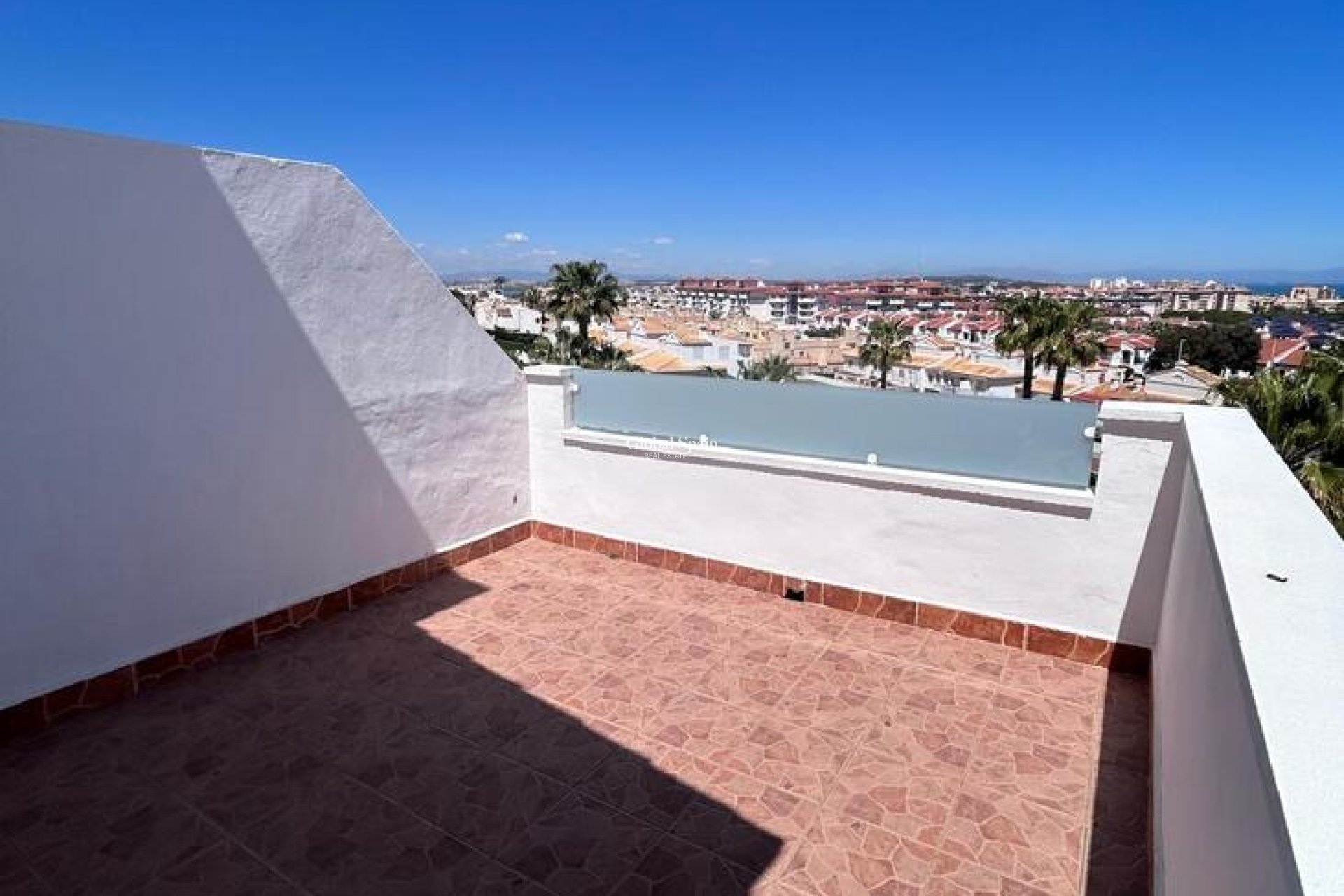 Wederverkoop - HUIS -
TORREVIEJA - Torreblanca