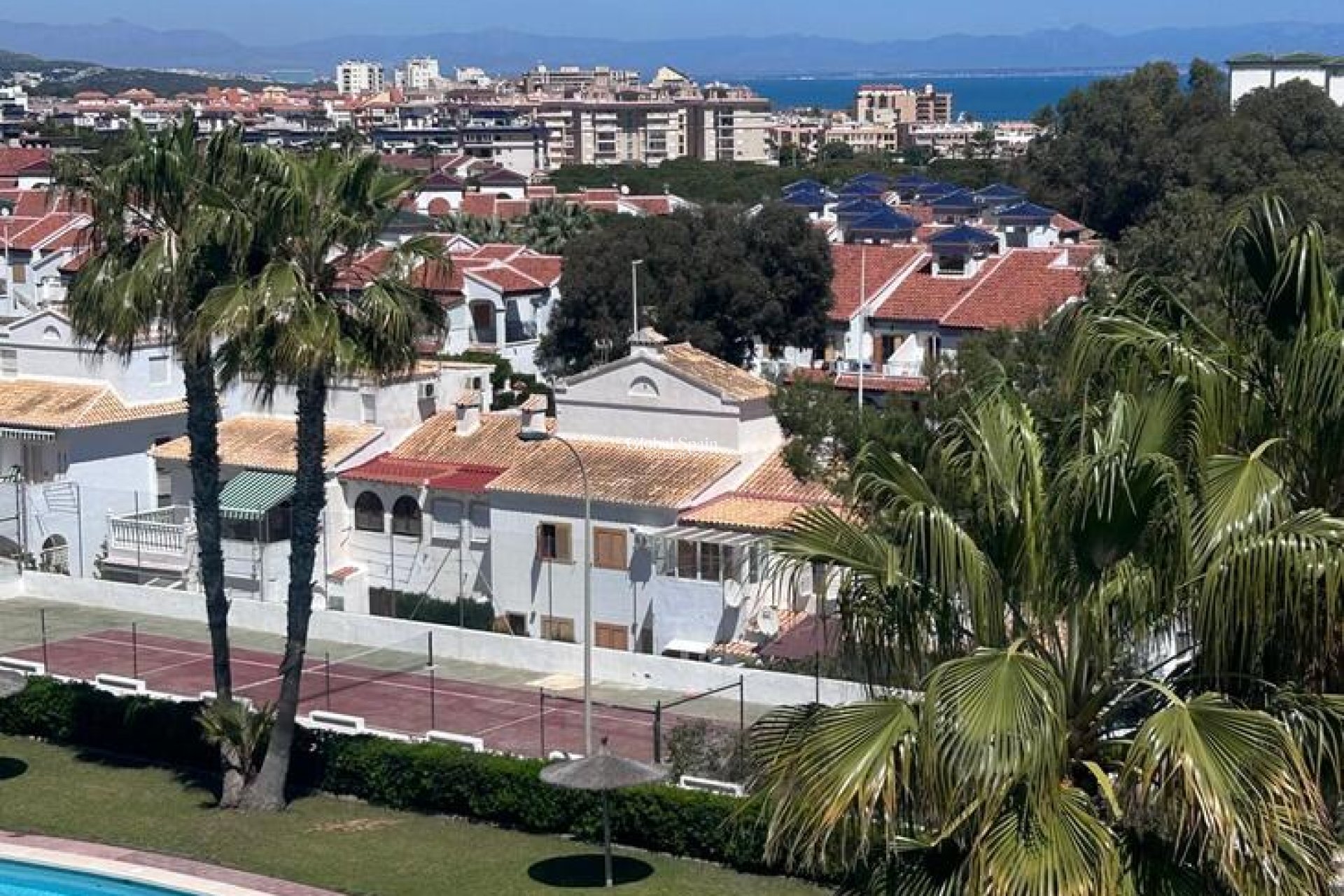 Wederverkoop - HUIS -
TORREVIEJA - Torreblanca