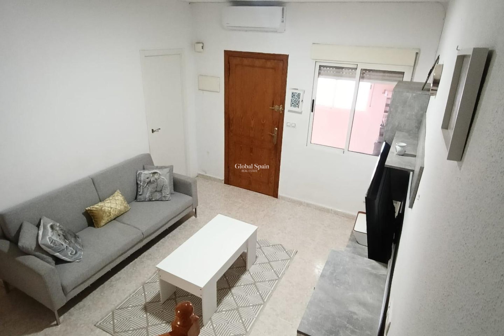 Wederverkoop - HUIS -
TORREVIEJA - Torretas