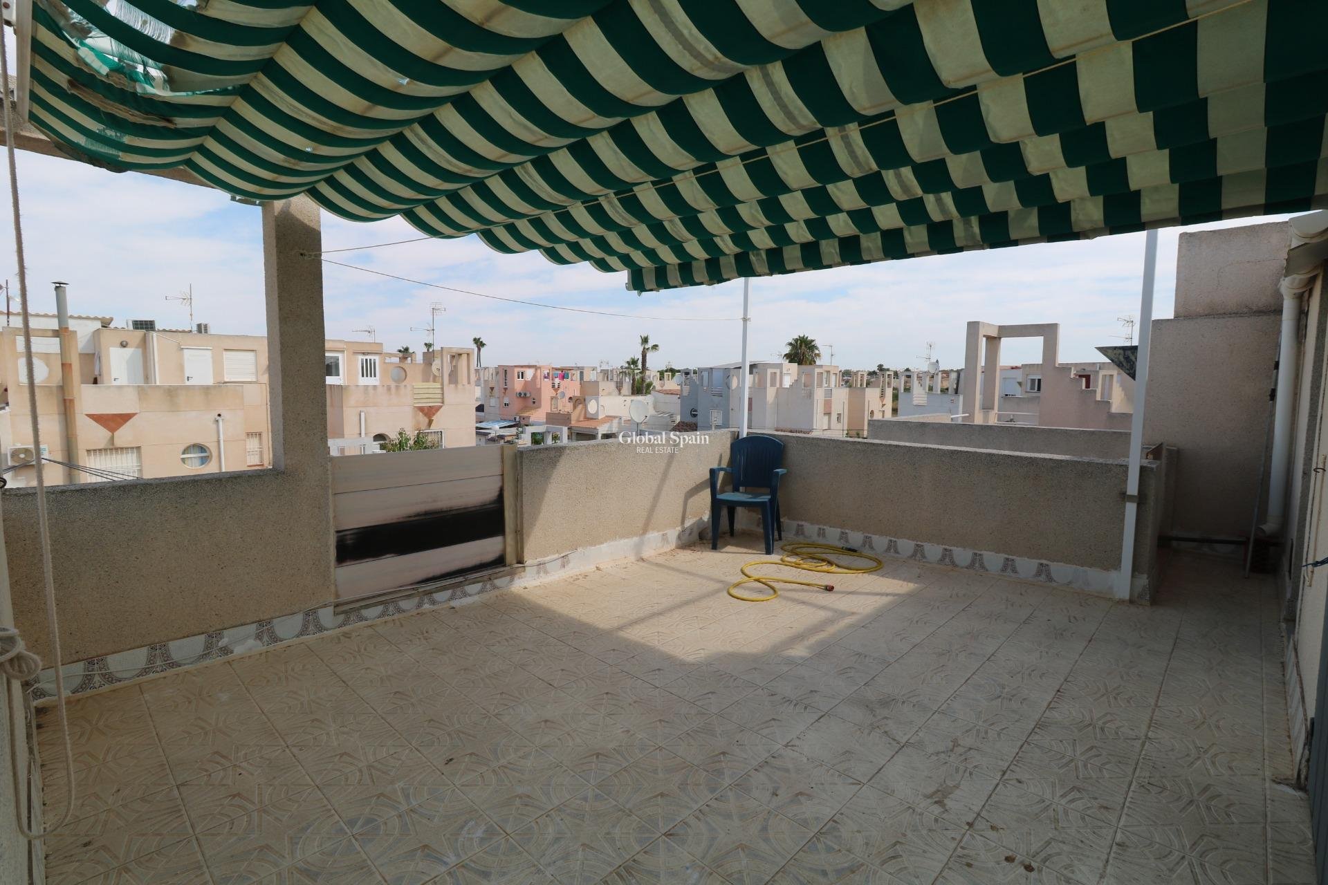 Wederverkoop - HUIS -
TORREVIEJA - Torretas