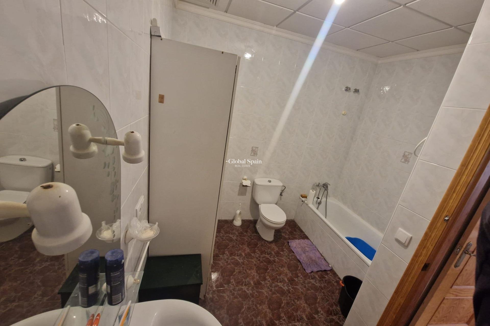 Wederverkoop - HUIS -
TORREVIEJA - Torrevieja