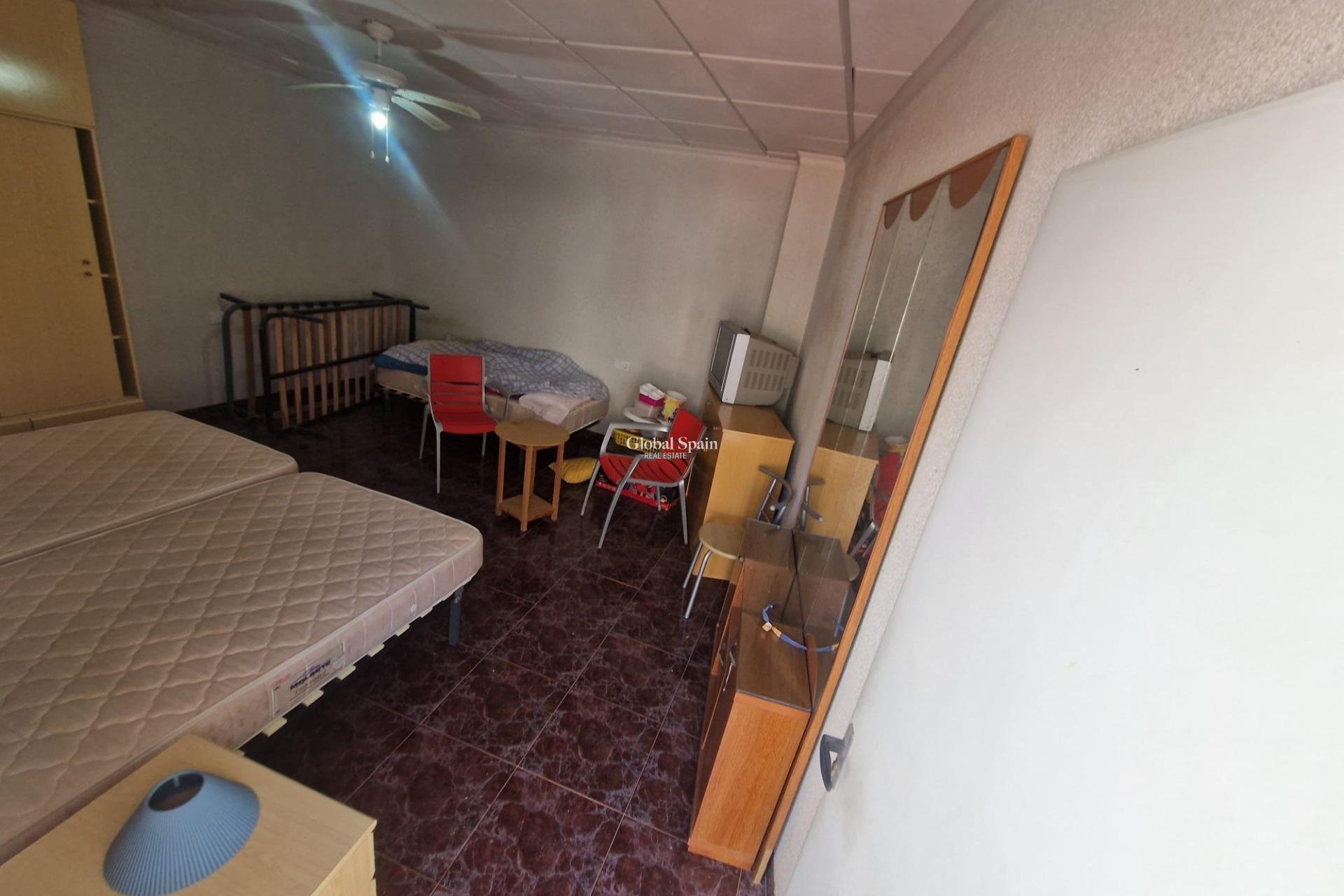 Wederverkoop - HUIS -
TORREVIEJA - Torrevieja