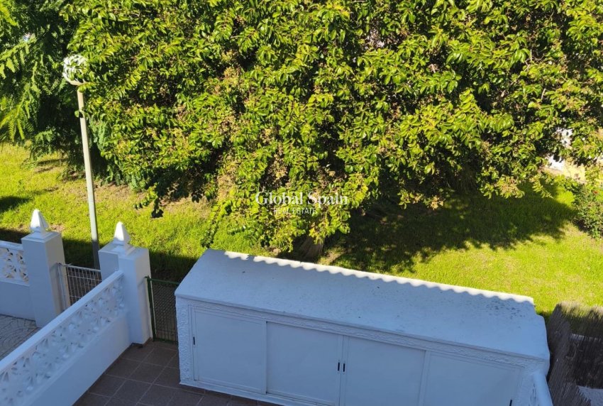 Wederverkoop - HUIS -
TORREVIEJA - Torrevieja