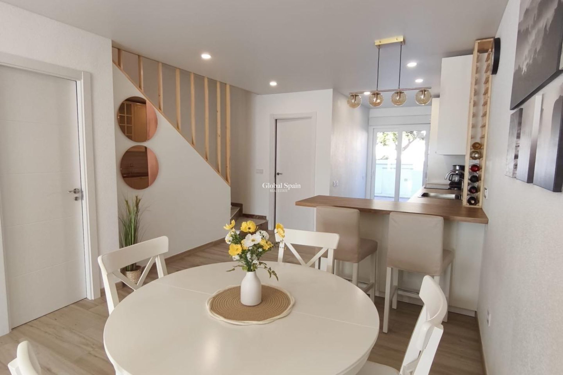 Wederverkoop - HUIS -
TORREVIEJA - Torrevieja