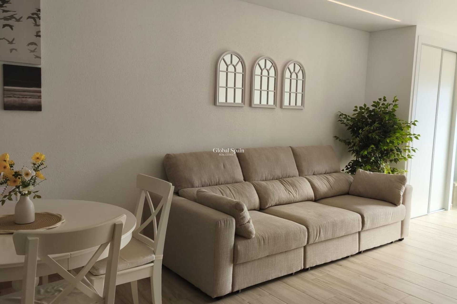 Wederverkoop - HUIS -
TORREVIEJA - Torrevieja