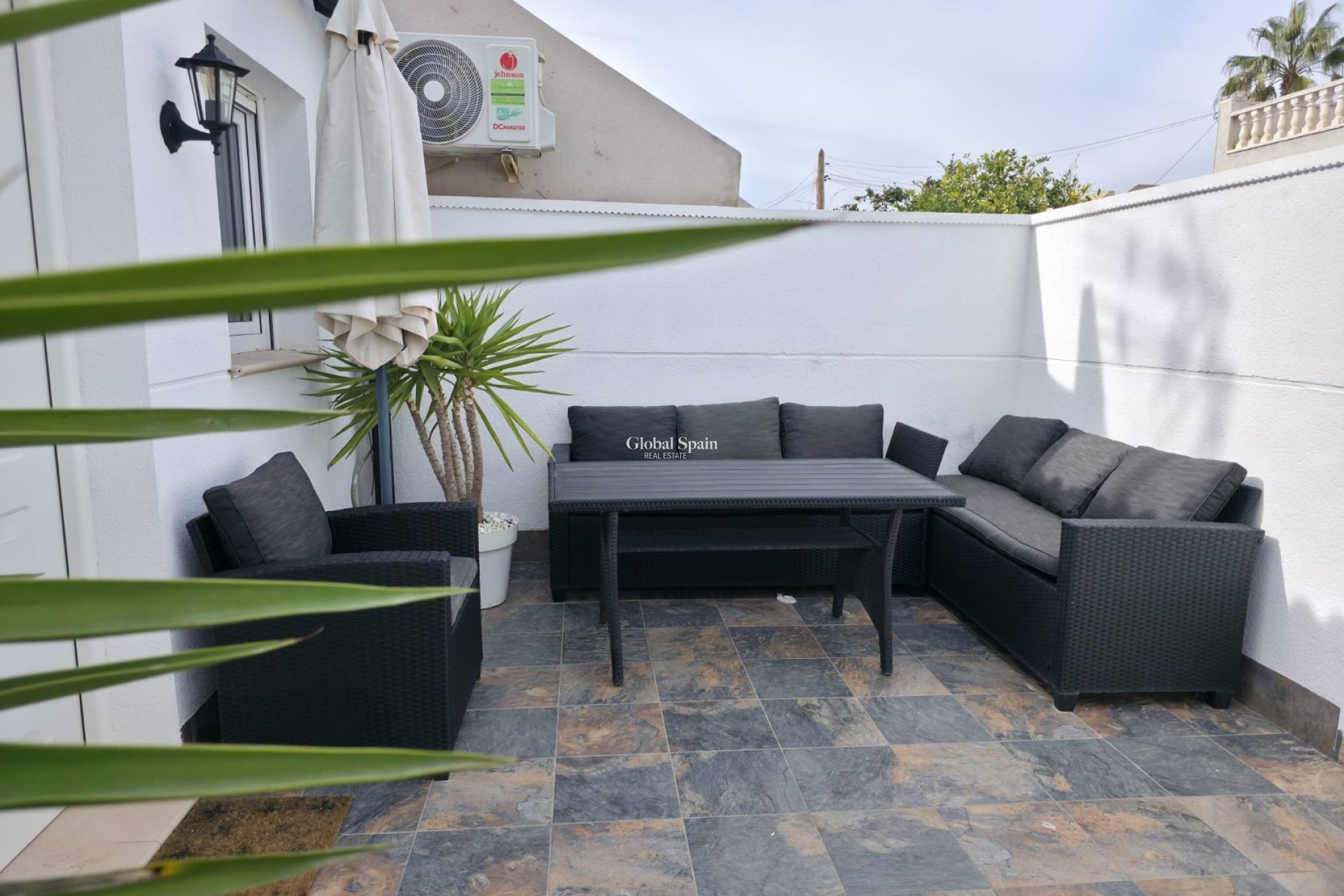 Wederverkoop - HUIS -
TORREVIEJA - Torrevieja