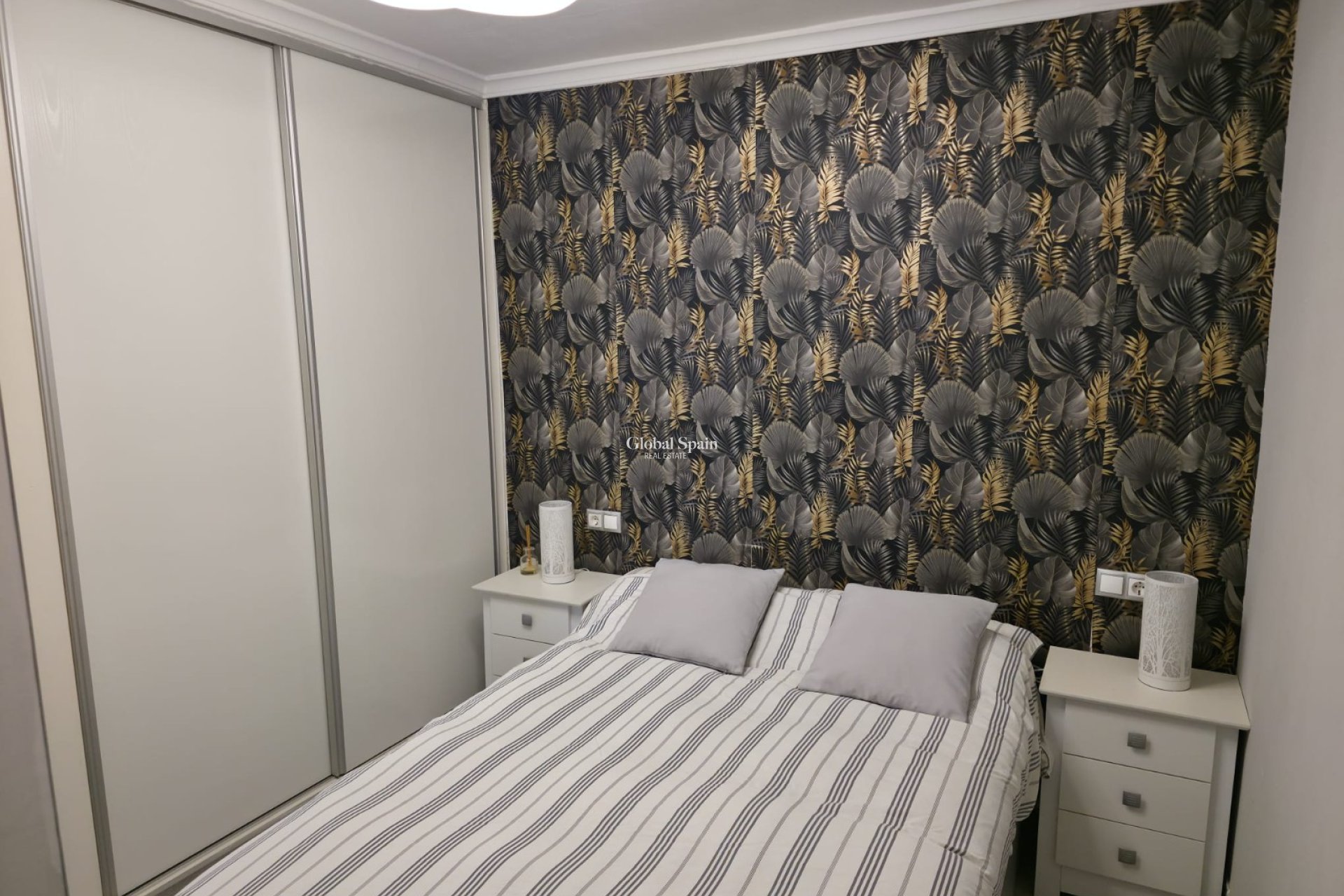 Wederverkoop - HUIS -
TORREVIEJA - Torrevieja