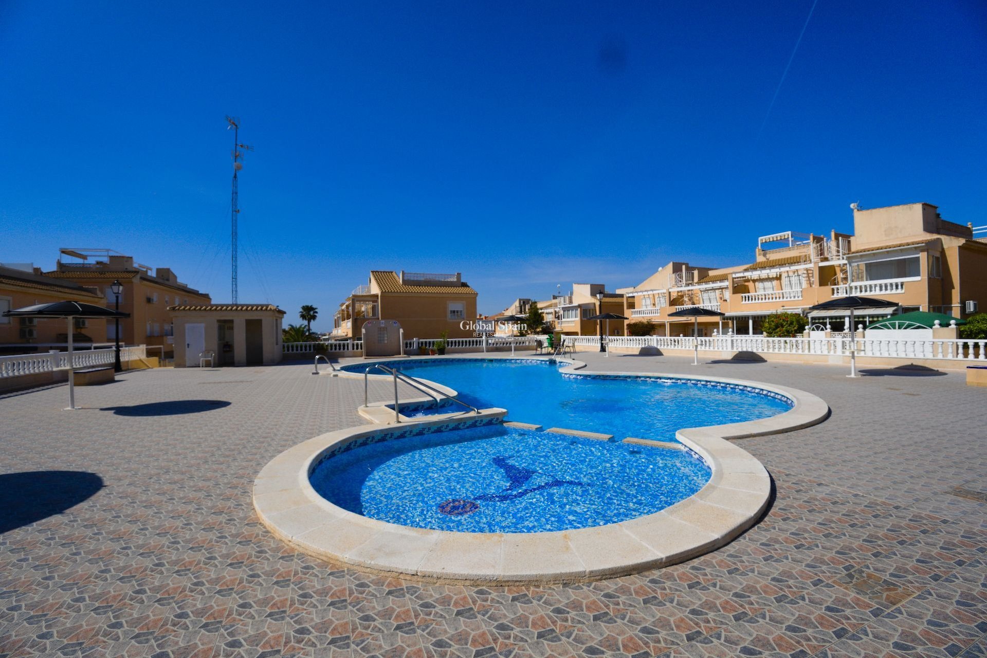 Wederverkoop - Huis -
TORREVIEJA - Torrevieja