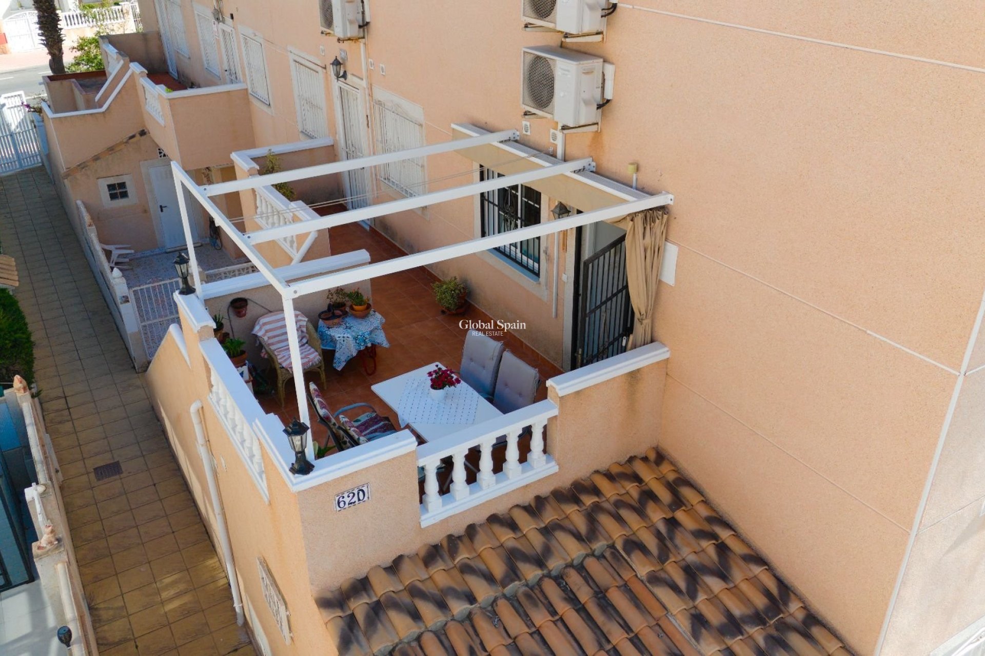 Wederverkoop - Huis -
TORREVIEJA - Torrevieja