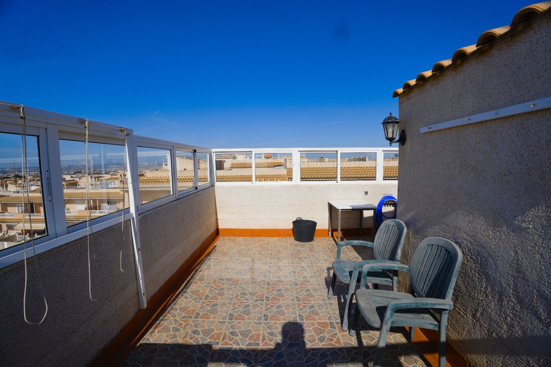 Wederverkoop - Huis -
TORREVIEJA - Torrevieja
