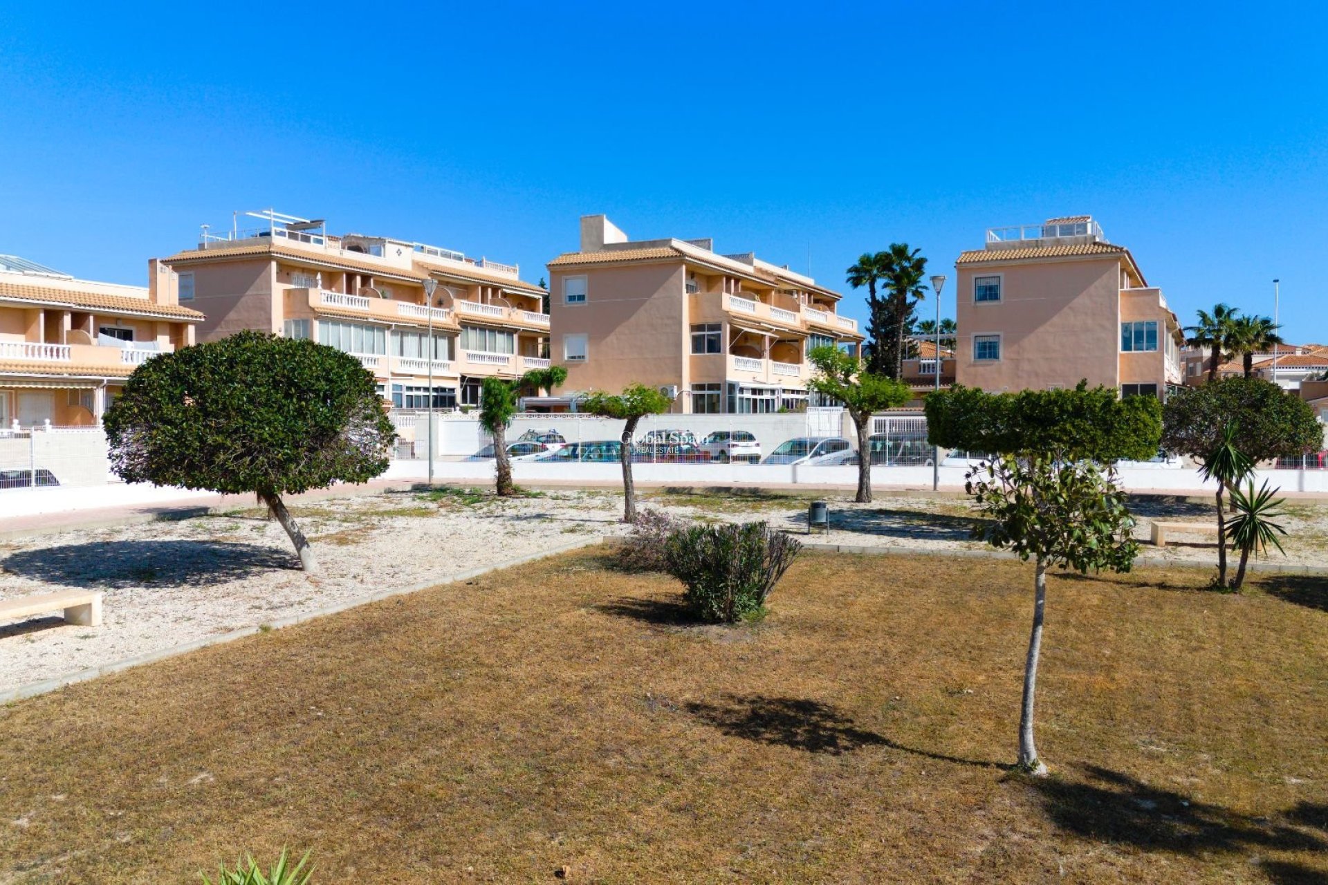 Wederverkoop - Huis -
TORREVIEJA - Torrevieja
