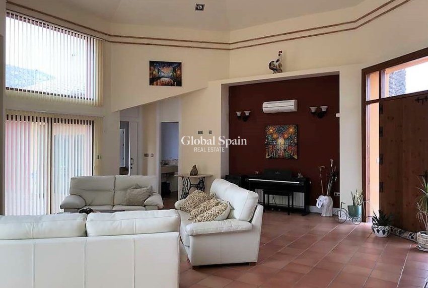 Wederverkoop - HUIS -
TOTANA - Costa Calida